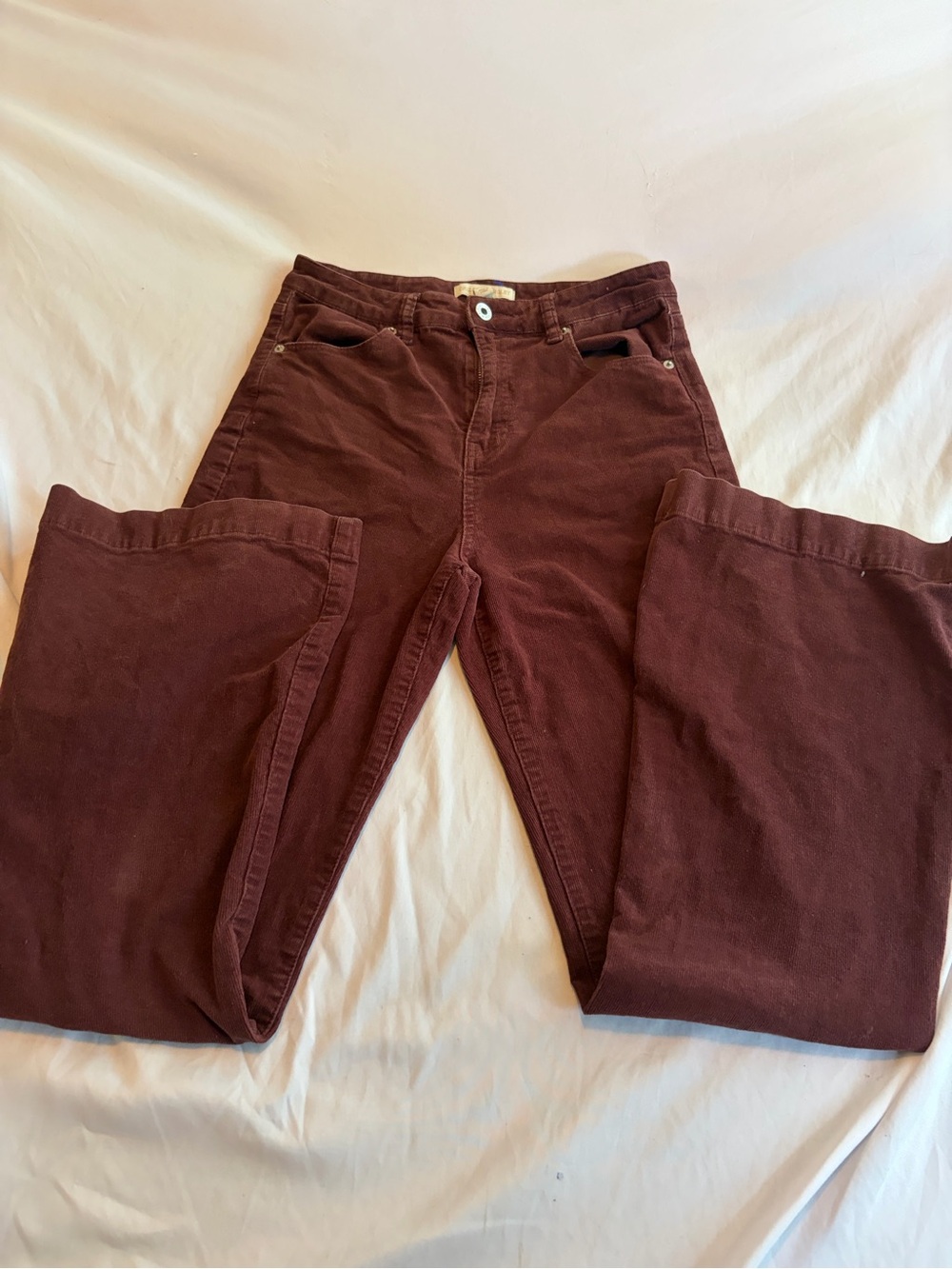 Chelsea & Violet Corduroy Flare Pants in Burgundy Size 28 (8-10)